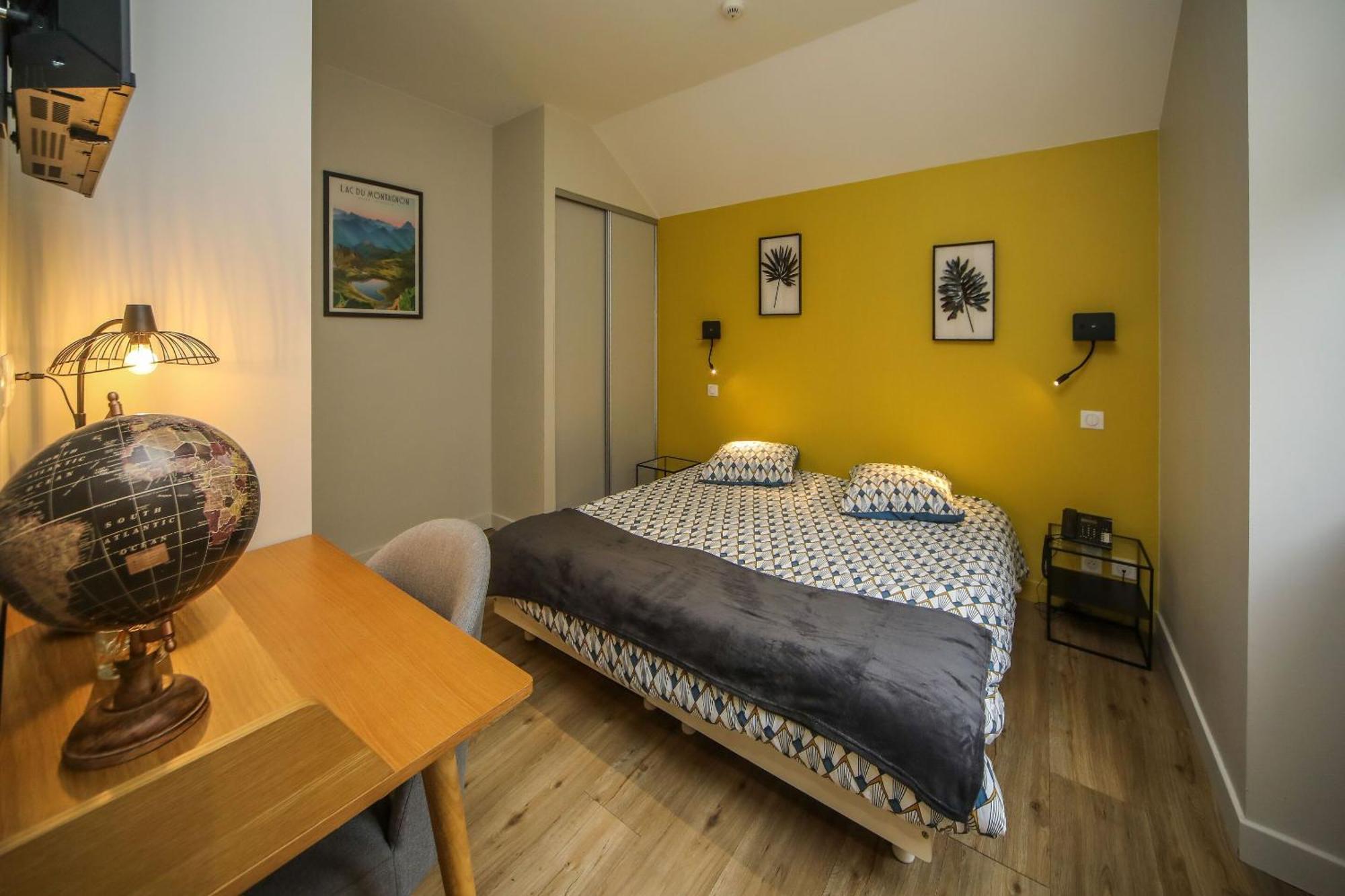 Hotel O Chiroulet Bagnères-de-Bigorre Pokój zdjęcie